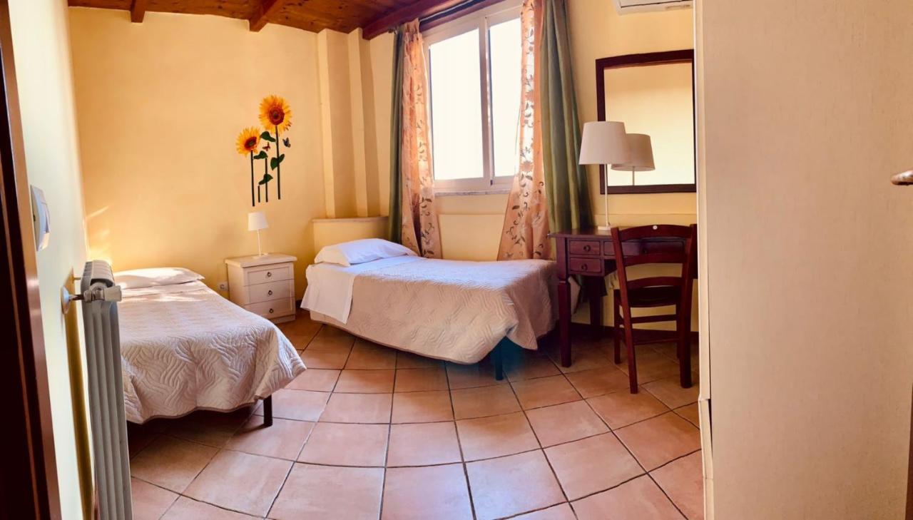 Il Casale Di Gardenia Bed & Breakfast Cesano Bagian luar foto